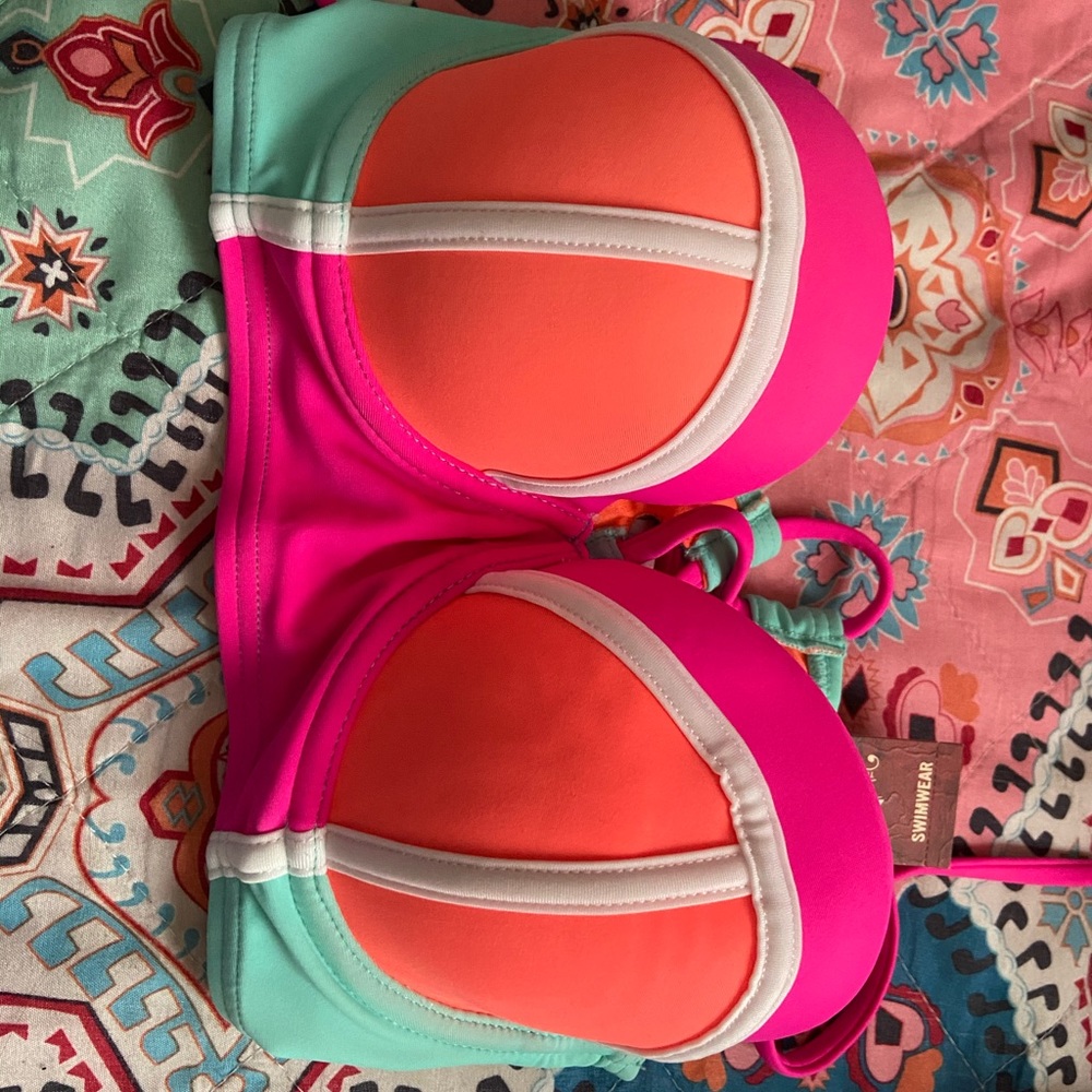 Bathing suit top